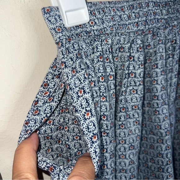 Abercrombie & Fitch Culottes Pants with Pockets Size Medium - Picture 3 of 10